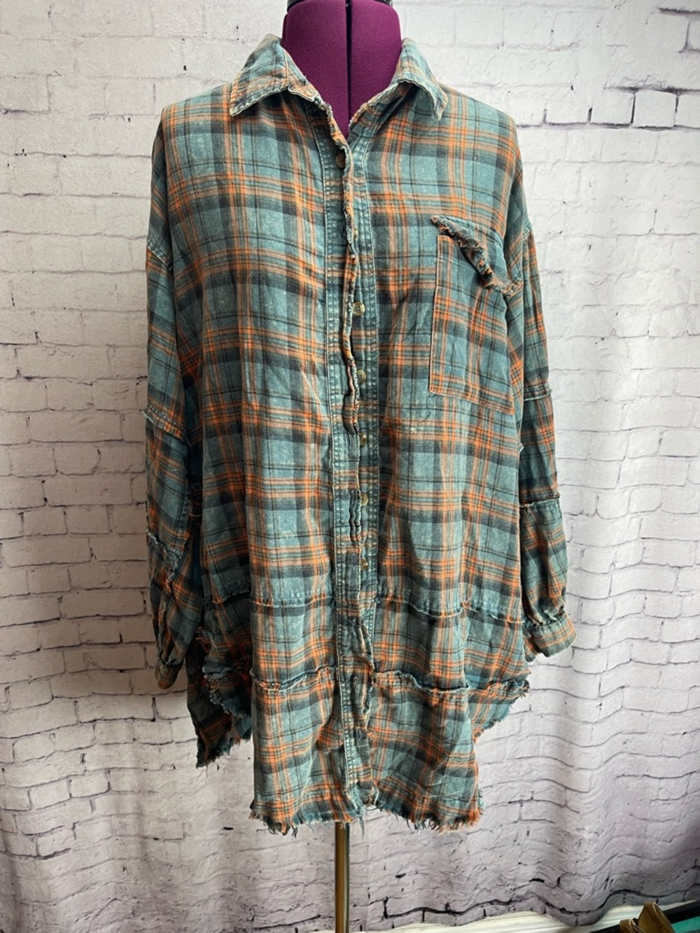 Easel size medium Mineral Washed Plaid Shirt